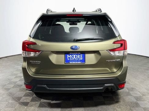Used 2024 Subaru Forester Premium AWD/4WD image 6