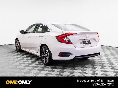 Used 2017 Honda Civic EX-L image 3