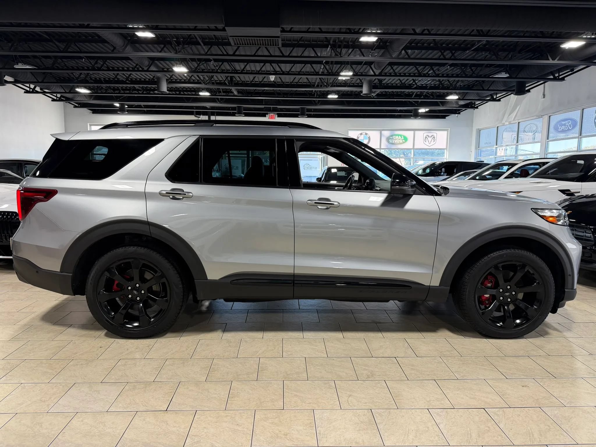 Used 2020 Ford Explorer ST w/ ST Street Pack AWD/4WD image 25