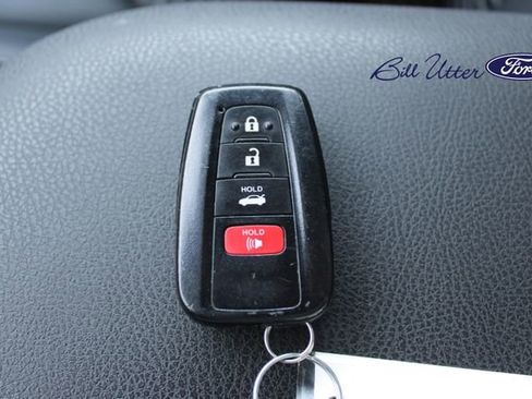 Used 2024 Toyota Camry SE w/ Convenience Package image 24