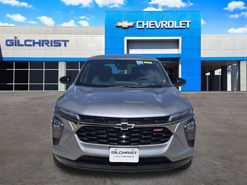New 2026 Chevrolet Trax RS w/ Driver Confidence Package FWD image 2