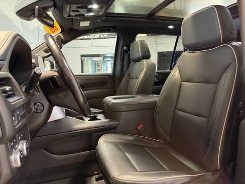 Used 2021 GMC Yukon SLT w/ SLT Luxury Package AWD/4WD image 9