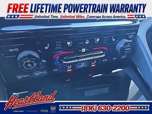 Used 2025 Jeep Grand Cherokee Summit AWD/4WD image 63