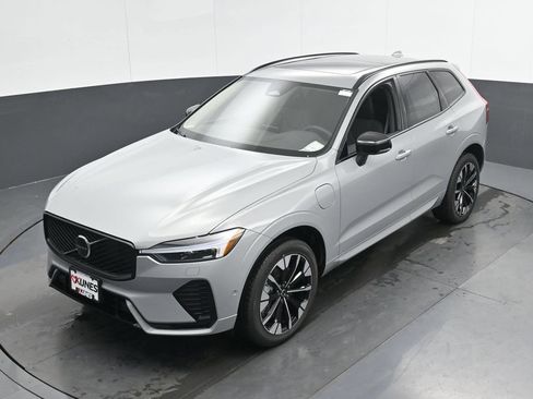 New 2026 Volvo XC60 T8 Plus w/ Protection Package Premier AWD/4WD image 35