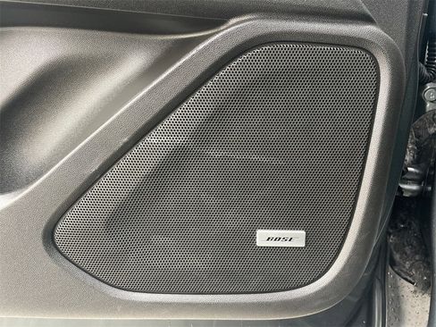 Used 2018 GMC Terrain SLT w/ Preferred Package image 38