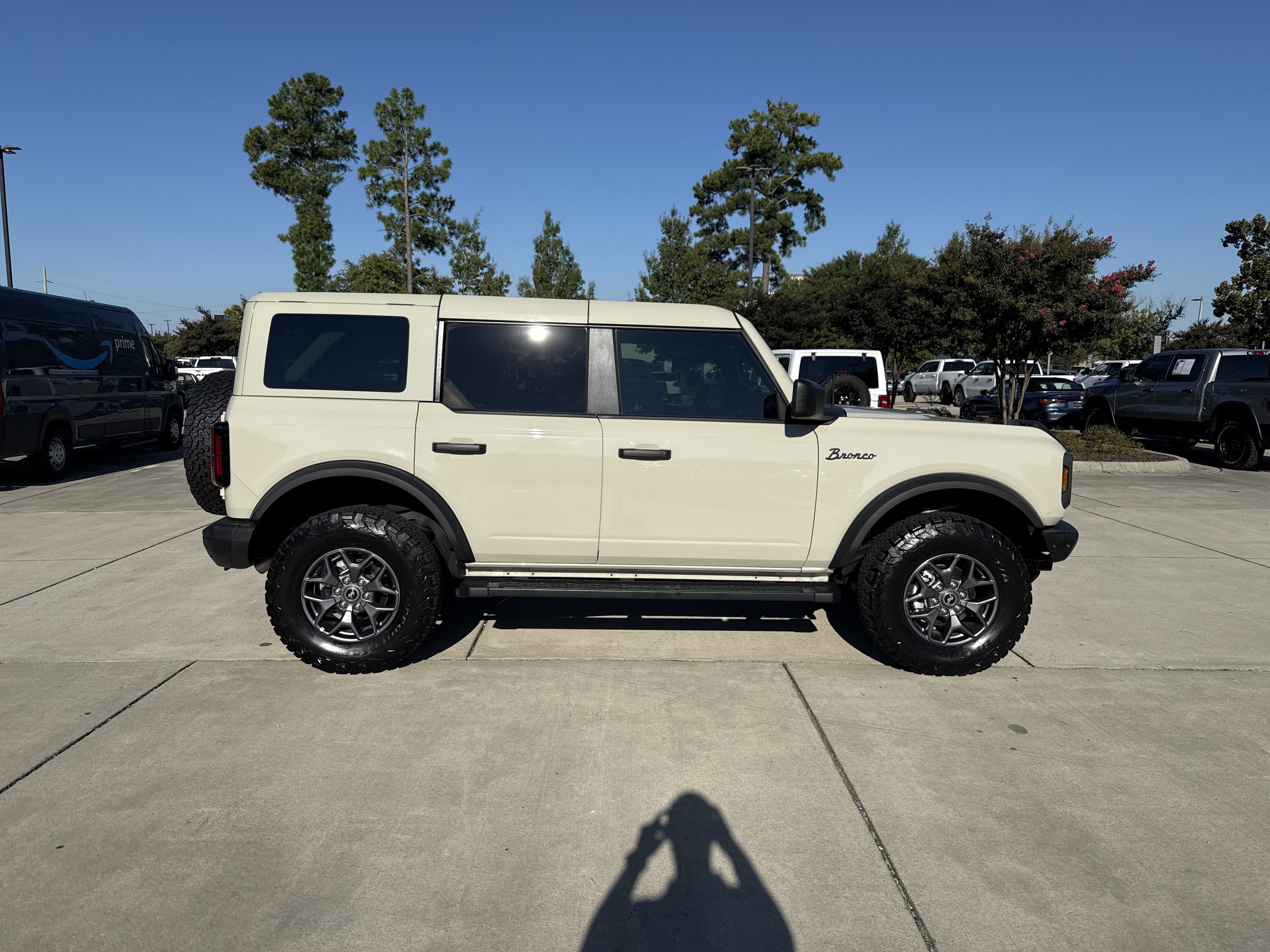 Used 2025 Ford Bronco Badlands AWD/4WD image 13