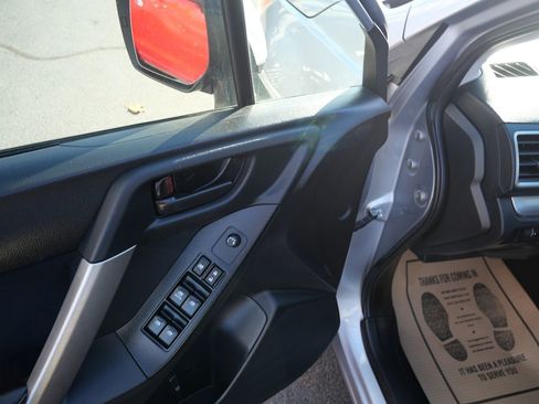 Used 2016 Subaru Forester 2.5i Premium w/ All-Weather Package image 18