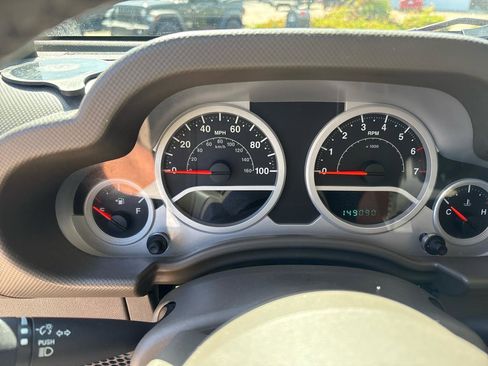 Used 2010 Jeep Wrangler Sport image 16