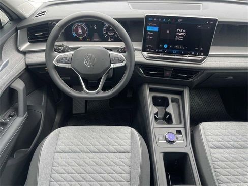 New 2025 Volkswagen Tiguan S image 19