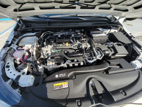 Used 2025 Toyota Corolla LE image 24