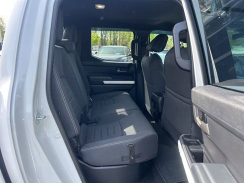 Used 2024 Toyota Tacoma TRD Off-Road AWD/4WD image 20