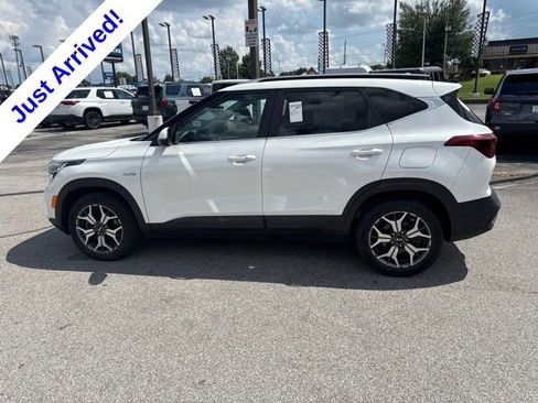Used 2021 Kia Seltos EX AWD/4WD image 6
