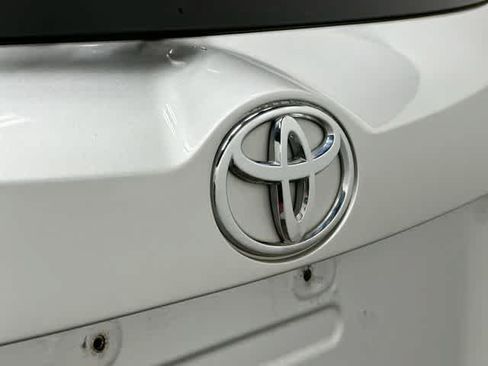 Used 2014 Toyota RAV4 LE AWD/4WD image 24