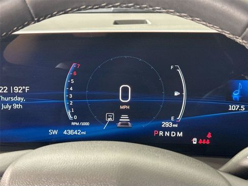 Used 2025 Cadillac XT4 Premium Luxury FWD image 19