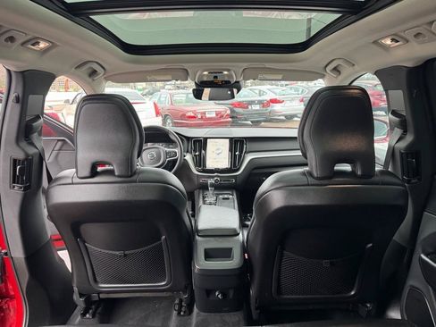Used 2019 Volvo XC60 T5 Momentum w/ Protection Package Premier AWD/4WD image 30