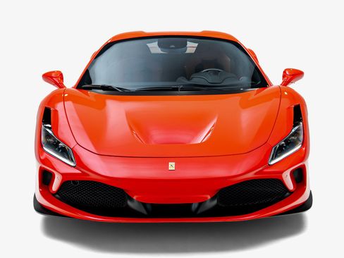 Used 2022 Ferrari F8 Tributo RWD image 10