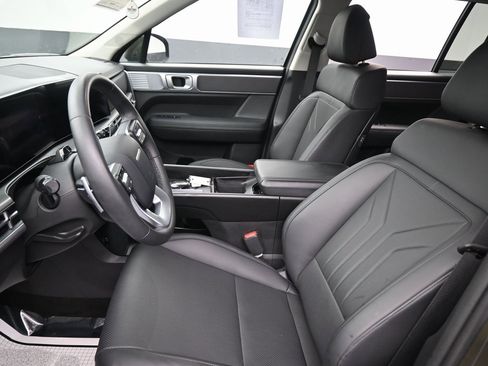 Used 2025 Hyundai Santa Fe SEL w/ Tow & Go Package image 23