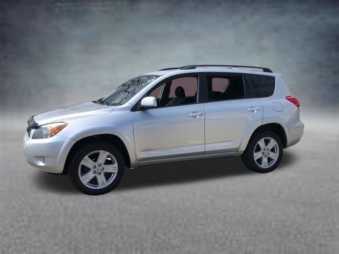 Used 2006 Toyota RAV4 Sport FWD image 2