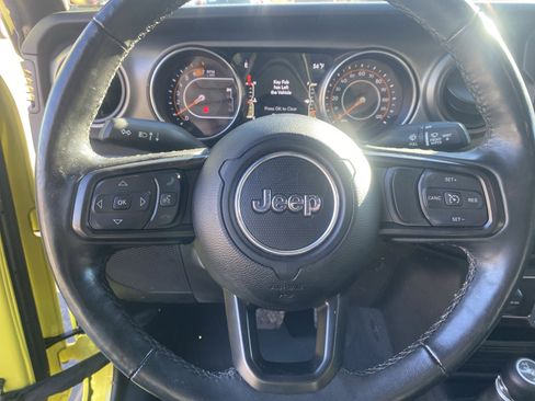 Used 2022 Jeep Wrangler Unlimited Sport image 18