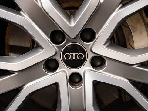Used 2023 Audi A6 Premium Plus w/ Premium Plus Package AWD/4WD image 8
