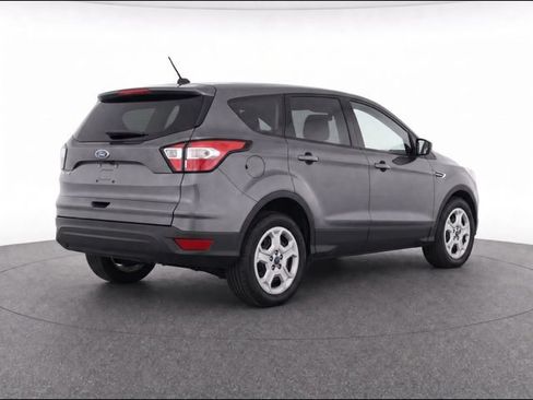 Used 2017 Ford Escape S FWD image 5