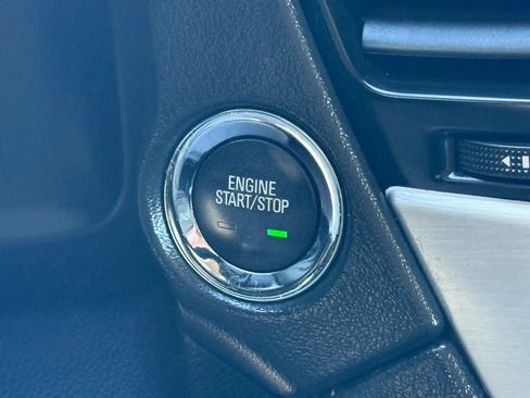 Used 2019 GMC Yukon Denali AWD/4WD image 41