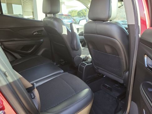 Used 2019 Buick Encore Preferred image 24