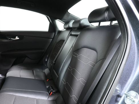 Used 2023 Kia Forte GT-Line FWD image 4