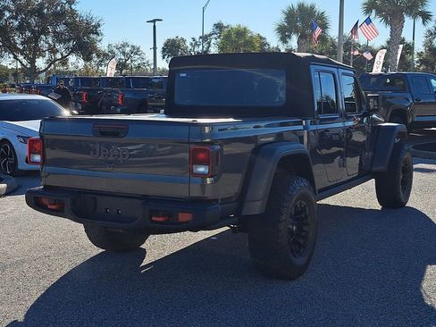 Used 2022 Jeep Gladiator Rubicon image 3