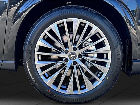 New 2026 Lexus RX 450h Luxury AWD/4WD image 9