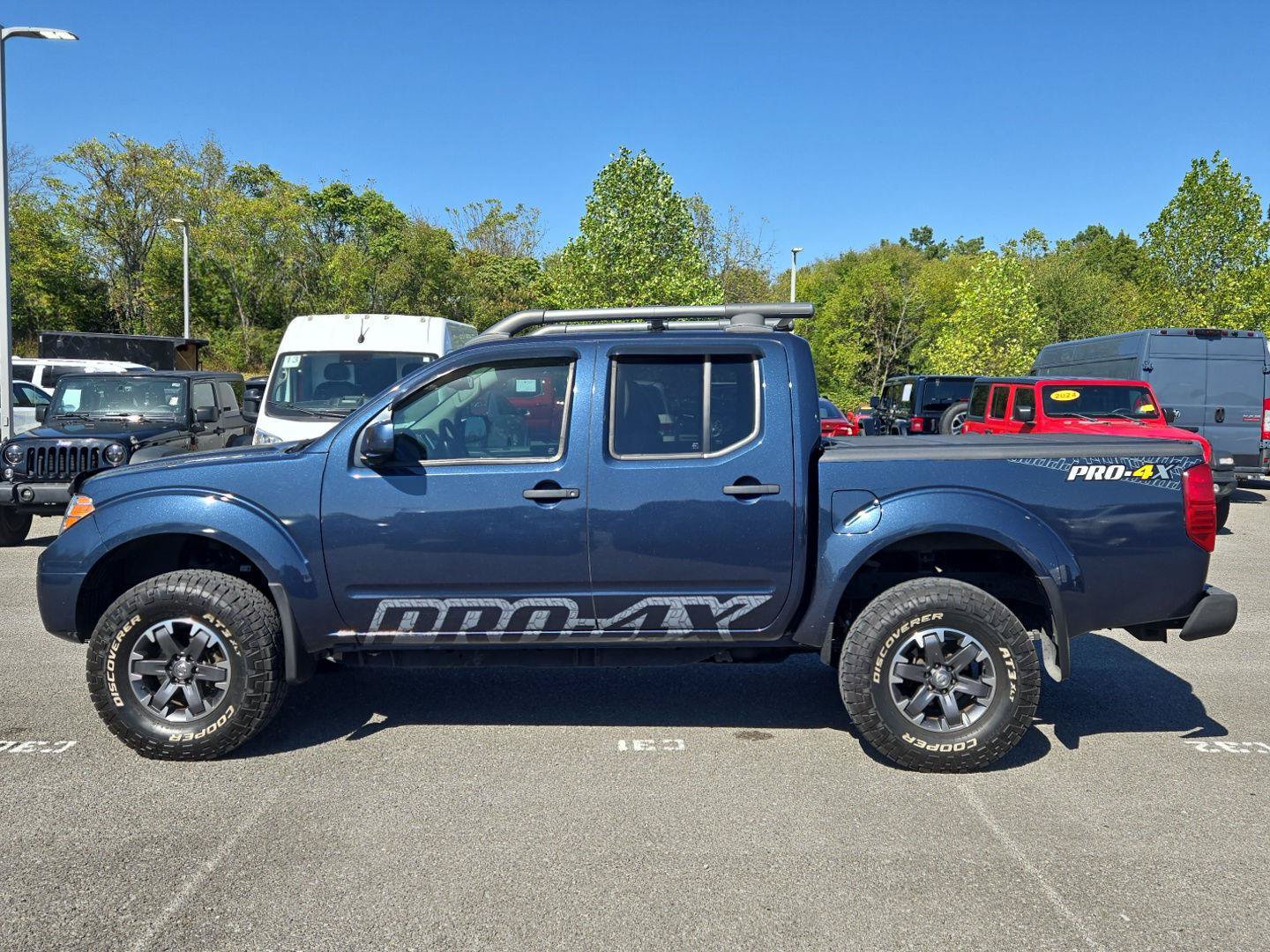 Used 2019 Nissan Frontier PRO-4X w/ Pro-4x Luxury Package AWD/4WD image 4