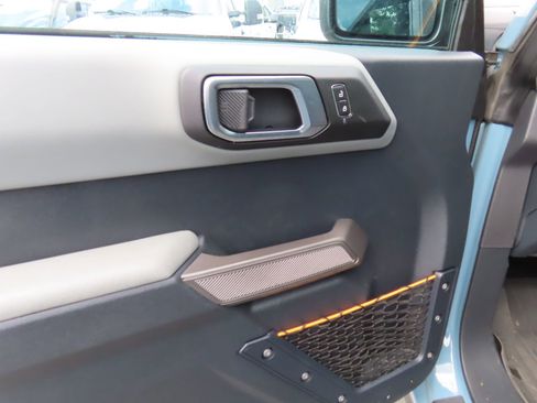 Used 2023 Ford Bronco Badlands AWD/4WD image 14