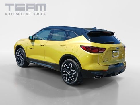 Used 2023 Chevrolet Blazer RS w/ Enhanced Convenience Package image 5