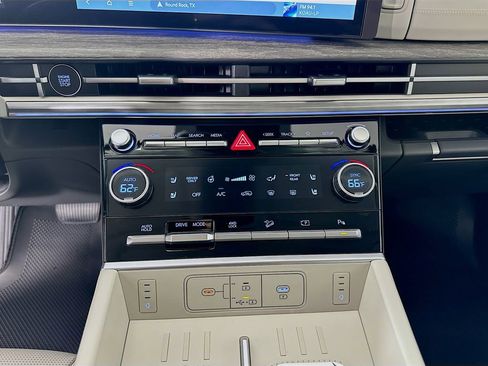 New 2026 Hyundai Santa Fe Calligraphy image 14