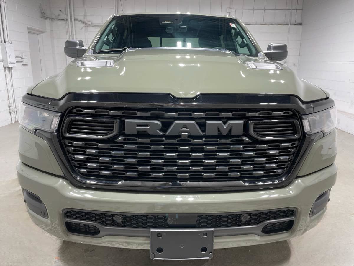 Used 2026 RAM 1500 Express AWD/4WD image 2