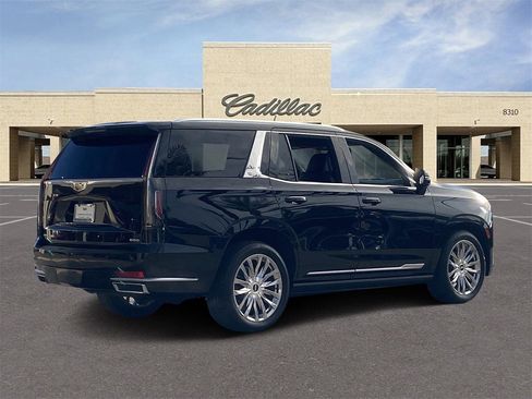 Used 2022 Cadillac Escalade Premium Luxury w/ Performance Package image 5
