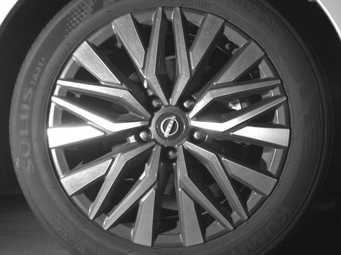 Used 2025 Nissan Altima 2.5 SV image 13