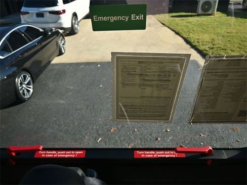 Used 2025 Mercedes-Benz Sprinter 2500 image 19