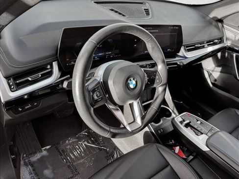 Used 2025 BMW X1 xDrive28i AWD/4WD image 12