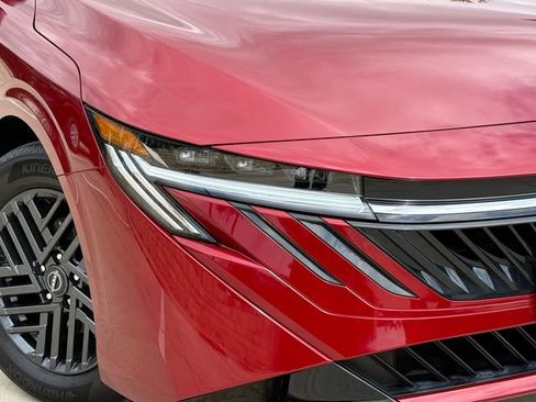 Used 2026 Nissan Sentra SV w/ Floor Mat Package image 3