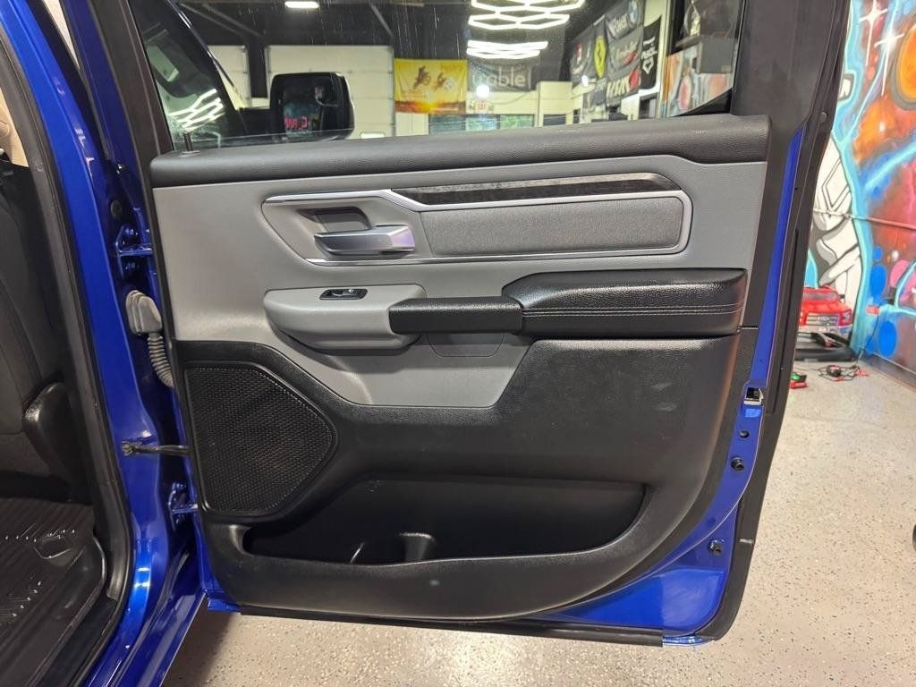 Used 2019 RAM 1500 Big Horn AWD/4WD image 16