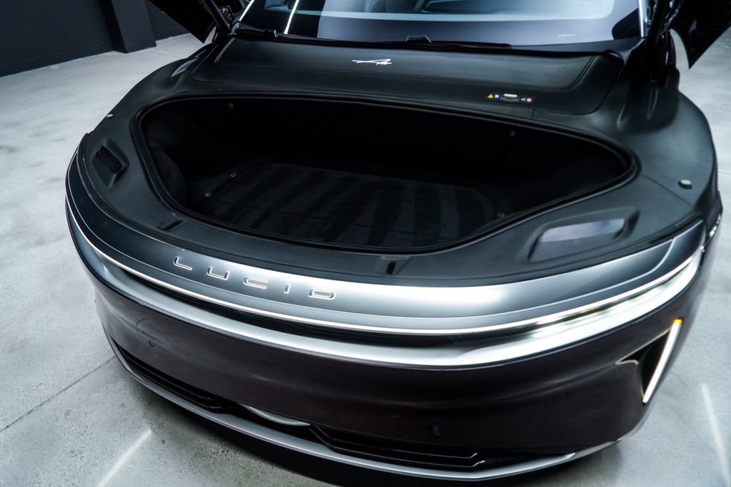 Used 2023 Lucid Air Touring AWD/4WD image 9