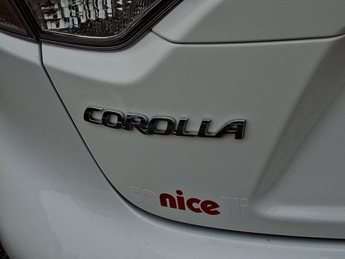 Used 2024 Toyota Corolla LE FWD image 29
