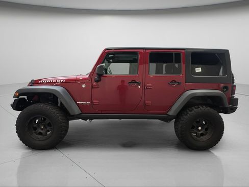 Used 2012 Jeep Wrangler Unlimited Rubicon w/ Connectivity Group AWD/4WD image 3
