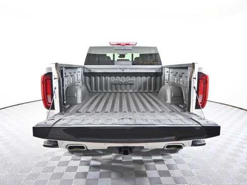 Used 2025 GMC Sierra 1500 Denali Ultimate AWD/4WD image 6