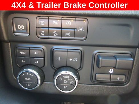 Certified 2025 Chevrolet Tahoe High Country AWD/4WD image 24