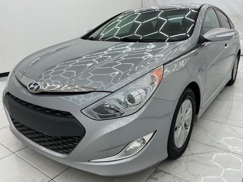 Used 2015 Hyundai Sonata Hybrid FWD image 1