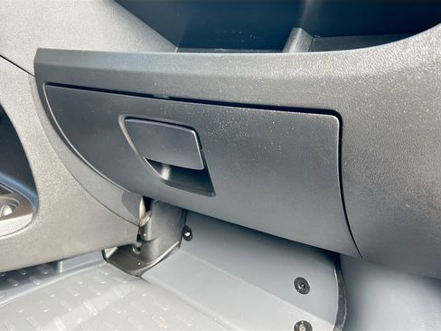 Used 2025 RAM ProMaster 2500 w/ Convenience Group image 36