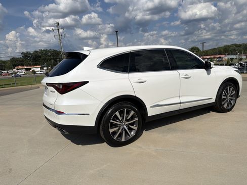 Certified 2026 Acura MDX SH-AWD w/ Technology Package image 10