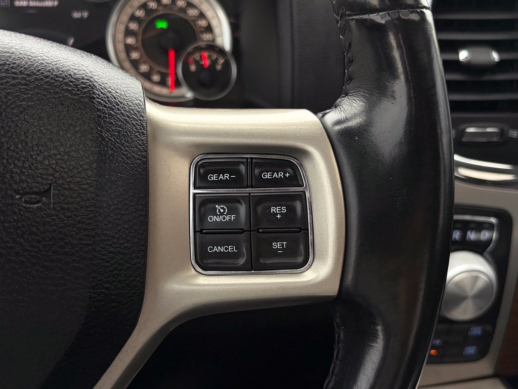 Used 2018 RAM 1500 Laramie w/ Convenience Group AWD/4WD image 37